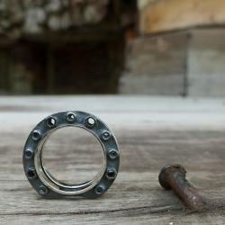 CLUTCH with NUTS Ring